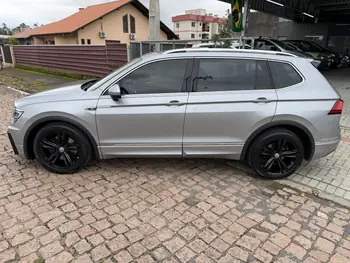 Carro/Camioneta - VW - VOLKSWAGEN - TIGUAN - Allspac R-Line 350 TSI 2.0 4x4 - 2021