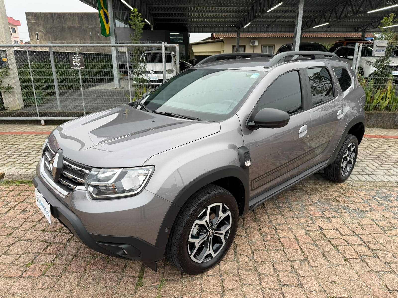 Carro/Camioneta - RENAULT - DUSTER - Iconic 1.6 16V Flex Aut. - 2023