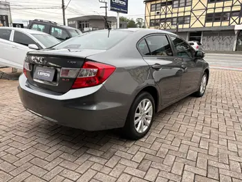 Carro/Camioneta - HONDA - Civic - Sedan LXR 2.0 Flexone 16V Aut. 4p - 2014