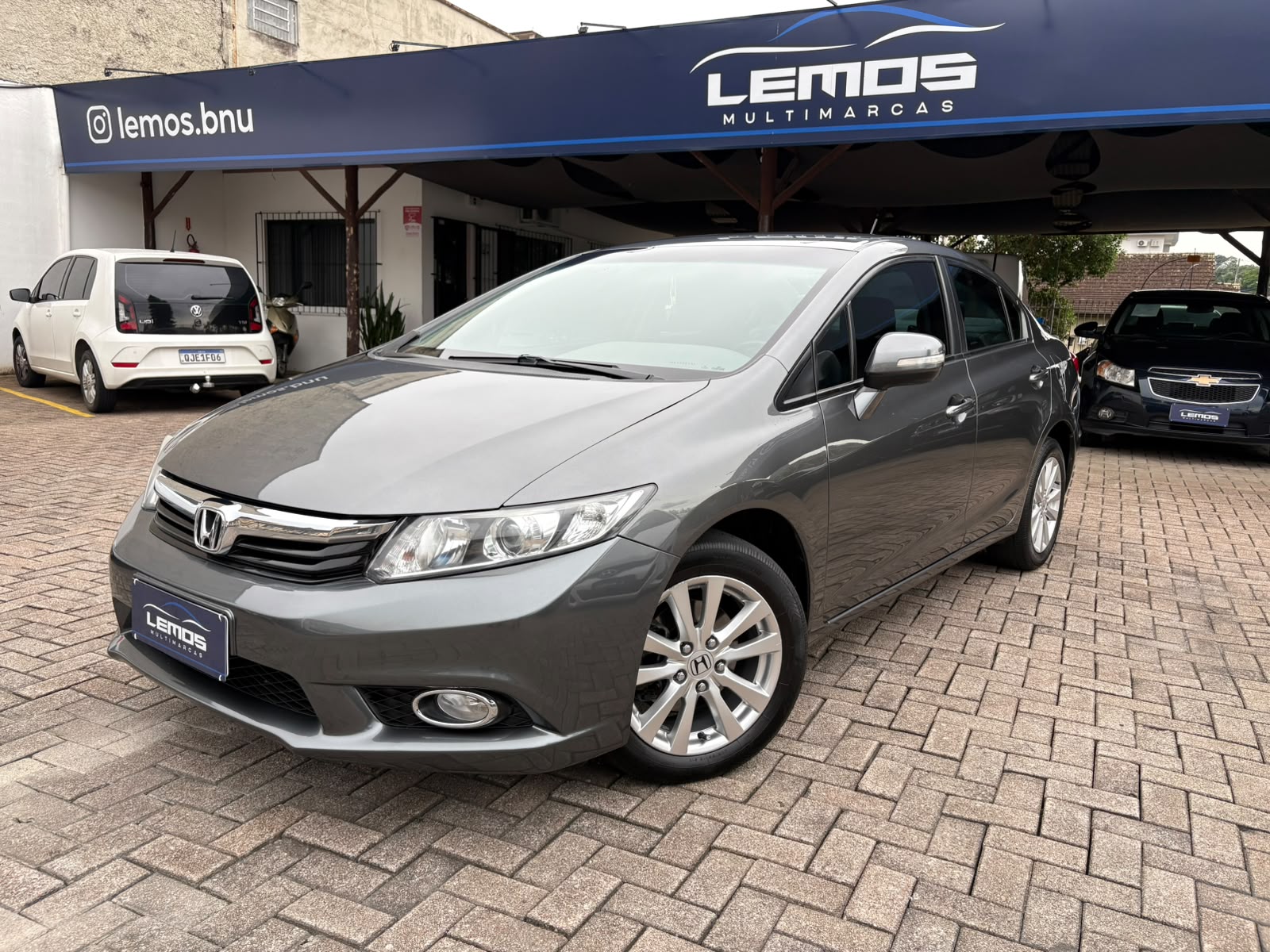 Carro/Camioneta - HONDA - Civic - Sedan LXR 2.0 Flexone 16V Aut. 4p - 2014