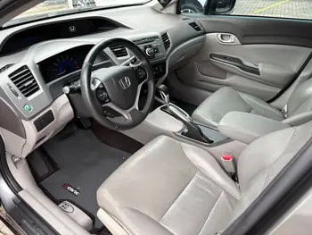 Carro/Camioneta - HONDA - Civic - Sedan LXR 2.0 Flexone 16V Aut. 4p - 2014