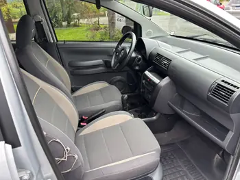 Carro/Camioneta - VW - VOLKSWAGEN - CROSSFOX - 1.6 Mi Total Flex 8V 5p - 2009