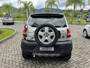 Carro/Camioneta - VW - VOLKSWAGEN - CROSSFOX - 1.6 Mi Total Flex 8V 5p - 2009