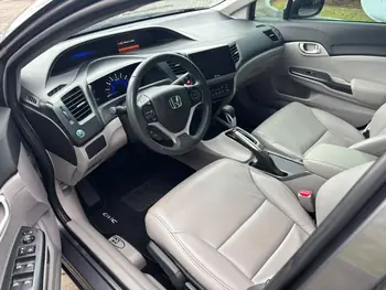 Carro/Camioneta - HONDA - Civic - Sedan LXR 2.0 Flexone 16V Aut. 4p - 2015