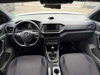 Carro/Camioneta - VW - VOLKSWAGEN - T-Cross - 200 TSI 1.0  Flex 12V 5p Aut. - 2020