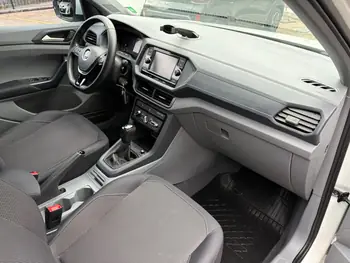 Carro/Camioneta - VW - VOLKSWAGEN - T-Cross - 200 TSI 1.0  Flex 12V 5p Aut. - 2020