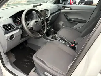 Carro/Camioneta - VW - VOLKSWAGEN - T-Cross - 200 TSI 1.0  Flex 12V 5p Aut. - 2020