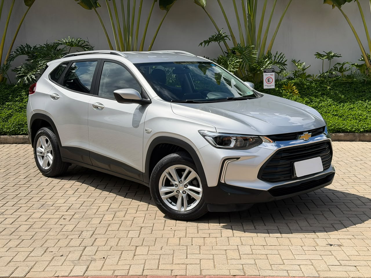 Carro/Camioneta - GM - CHEVROLET - TRACKER - LT 1.0 Turbo 12V Flex Aut. - 2021