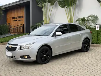 Carro/Camioneta - GM - CHEVROLET - CRUZE - LT 1.8 16V FlexPower 4p Mec. - 2014