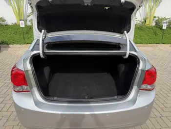 Carro/Camioneta - GM - CHEVROLET - CRUZE - LT 1.8 16V FlexPower 4p Mec. - 2014
