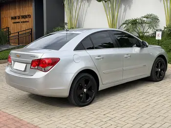 Carro/Camioneta - GM - CHEVROLET - CRUZE - LT 1.8 16V FlexPower 4p Mec. - 2014