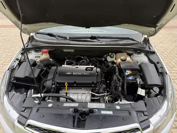 Carro/Camioneta - GM - CHEVROLET - CRUZE - LT 1.8 16V FlexPower 4p Mec. - 2014