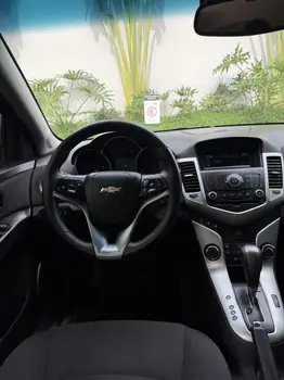 Carro/Camioneta - GM - CHEVROLET - CRUZE - LT 1.8 16V FlexPower 4p Mec. - 2014