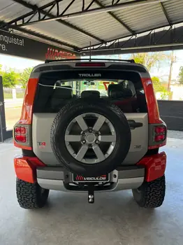Carro/Camioneta - TROLLER - T-4 - 4x4 3.2 20V Tdi Cap. Rígida Diesel - 2017