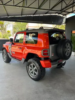 Carro/Camioneta - TROLLER - T-4 - 4x4 3.2 20V Tdi Cap. Rígida Diesel - 2017