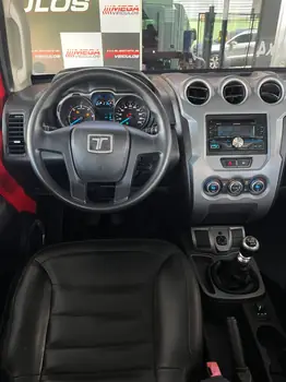 Carro/Camioneta - TROLLER - T-4 - 4x4 3.2 20V Tdi Cap. Rígida Diesel - 2017