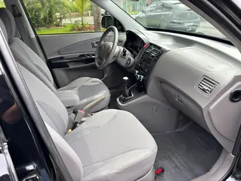 Carro/Camioneta - HYUNDAI - Tucson - 2.0 16V Mec. - 2010