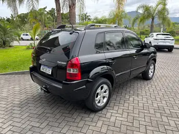 Carro/Camioneta - HYUNDAI - Tucson - 2.0 16V Mec. - 2010